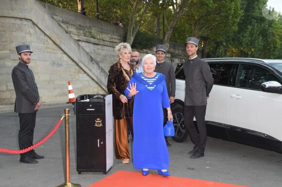 Line Renaud et Nicole Sonneville - Soirée du 90e anniversaire de Line Renaud sur le bateau Potel & Chabot "Pavillon Seine" à Paris le 2 juillet 2018. © Coadic Guirec/Bestimage