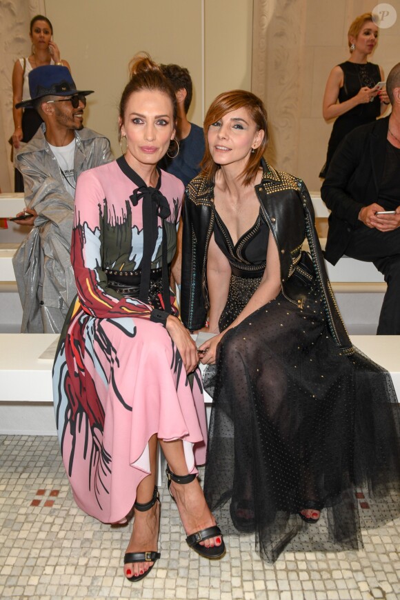 Nieves Alvarez et Clotilde Courau - Défilé de mode Haute-Couture automne-hiver 2018/2019 "Elie Saab" à Paris le 4 juillet 2018.