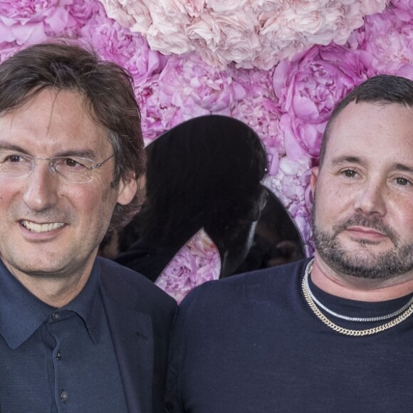 Pietro Beccari, Kim Jones (directeur artistique de Dior Homme) et Karl Lagerfeld au défilé de mode Dior Homme collection printemps-été 2019 à la Garde Républicaine lors de la fashion week à Paris, le 23 juin 2018. © Olivier Borde/Bestimage