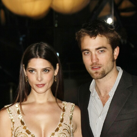 Ashley Greene et Robert Pattinson à la première du film "Twilight : Révélation, part 1" à Bruxelles en octobre 2011