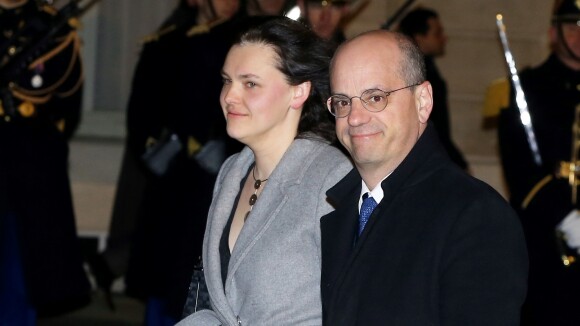Jean-Michel Blanquer : Le ministre s'est marié à sa jeune compagne Aurélia Devos