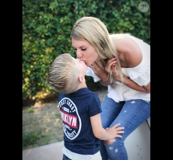 Amélie Neten et son fils Hugo - Instagram, décembre 2017