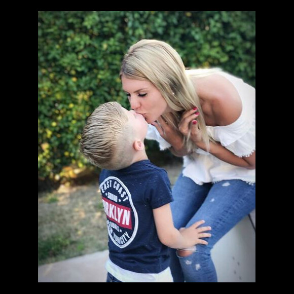 Amélie Neten et son fils Hugo - Instagram, décembre 2017