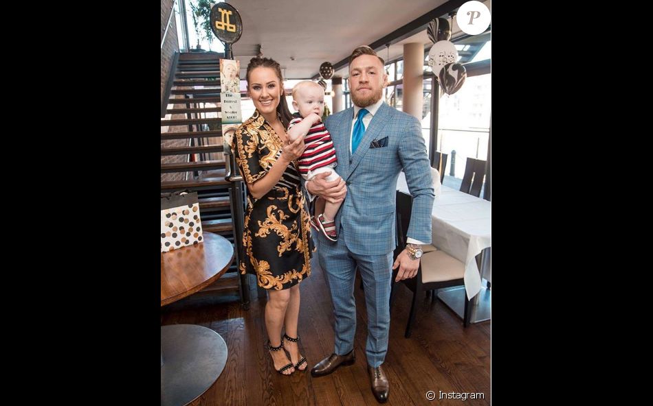 Conor McGregor avec sa compagne Dee Devlin et leur fils Conor Jr., photo Instagram mai 2018.