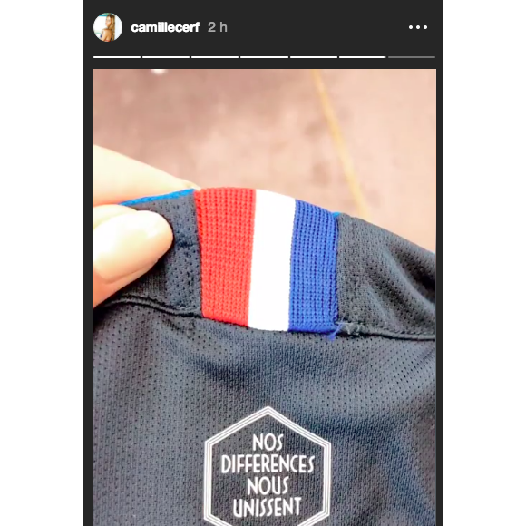 Camille Cerf s'envole pour la Russie avec Iris Mittenaere, Alicia Aylies et Maëva Coucke pour soutenir les Bleus. Instagram le 15 juillet 2018.