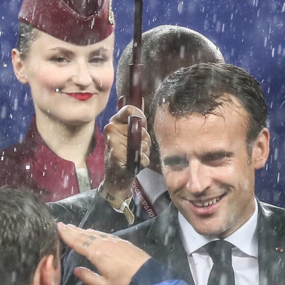 Emmanuel Macron et Antoine Griezmann - Finale de la Coupe du Monde de Football 2018 en Russie à Moscou, opposant la France à la Croatie (4-2). Le 15 juillet 2018 © Moreau-Perusseau / Bestimage