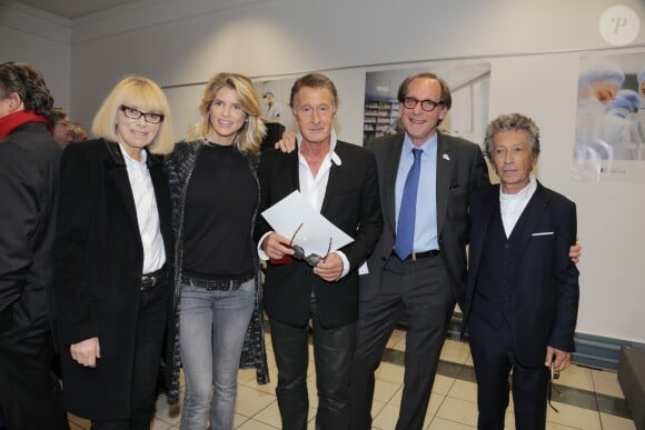 Rétro - Décès le 23 juillet de Yves Dahan, fondateur et président de l'association Sauvons l'hôpital - Mireille Darc, Alice Taglioni enceinte, Eric Pfrunder, Gérard Frielander, Yves Dahan - Cérémonie de remises des médailles de la faculté de médecine à Paris le 24 septembre 2015.