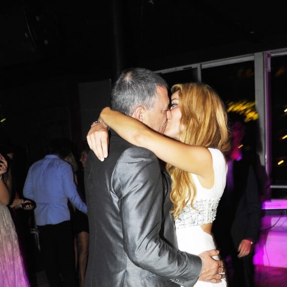 EXCLUSIF - JEAN-MARIE BIGARD ET LOLA MAROIS - MARIAGE OEUCUMENIQUE (CHRETIEN ET JUIF) ENTRE JEAN-MARIE BIGARD ET LOLA MAROIS SUR LE CAFE BARGE A PARIS SAMEDI 3 SEPTEMBRE 2011