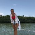 Alicia Aylies divine en bikini pour ses vacances en Guadeloupe sur Instagram. Juillet 2018.