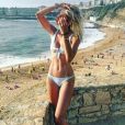 Alexandra Rosenfeld en bikini, le 30 juillet 2018 à Ericeira au Portugal.