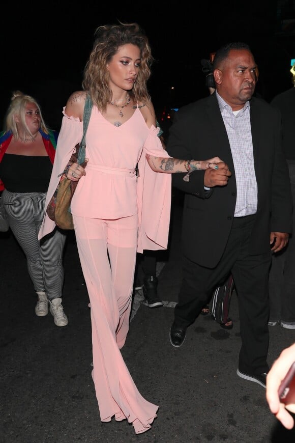 Paris Jackson arrive au club Delilah à West Hollywood le 20 juin 2018.  Actress Paris Jackson was spotted looking glamorous in a pink jumper and done up with makeup for a night out at Delilah nightclub in West Hollywood June 20th, 2018.20/06/2018 - Los Angeles