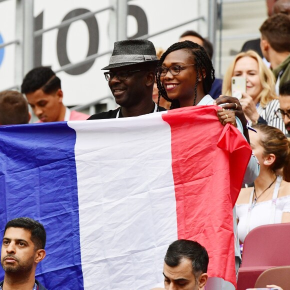 Lilian Thuram et sa compagne Kareen Guiock - People au stade Loujniki lors de la finale de la Coupe du Monde de Football 2018 à Moscou, opposant la France à la Croatie. Le 15 juillet 2018 © Moreau-Perusseau / Bestimage