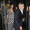 George Clooney et sa femme Amal vont dîner avec des amis au restaurant "Il Gatto Nero" à Cernobbio, le 3 août 2018.