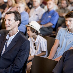 Le prince Joachim de Danemark avait avec lui ses fils le prince Henrik (avec le panama) et le prince Felix lors de la réception pour le Grand Prix Historique de Copenhague à l'Hôtel de Ville de la capitale danoise le 3 août 2018.