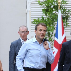 Le président Emmanuel Macron et sa femme la première dame Brigitte Macron reçoivent la première ministre britannique Theresa May et son mari Philip May au Fort de Brégançon le 3 août 2018. © Franz Chavaroche / Nice Matin / Bestimage