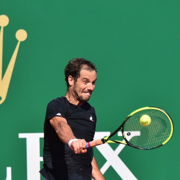 Richard Gasquet remporte son match contre Jeremy Chardy lors du Rolex Monte-Carlo Masters 2018 à Roquebrune Cap Martin le 17 avril 2018. © Bruno Bebert / Bestimage