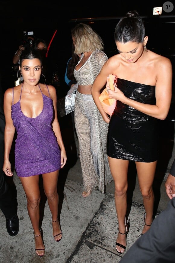 Kourtney Kardashian, Khloe Kardashian, Kendall Jenner - Arrivées et sorties des célébrités venues au restaurant "Craig's" puis au club "Delilah" pour célébrer les 21 ans de Kylie Jenner à Los Angeles, le 9 août 2018.