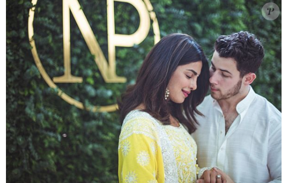Nick Jonas et Priyanka Chopra amoureux et fiancés à Mumbai le 18 août 2018.