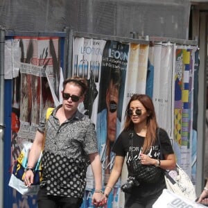 Exclusif - Macaulay Culkin et sa compagne Brenda Song à Paris le 10 août 2018.