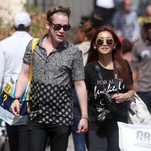 Exclusif - Macaulay Culkin et sa compagne Brenda Song à Paris le 10 août 2018.