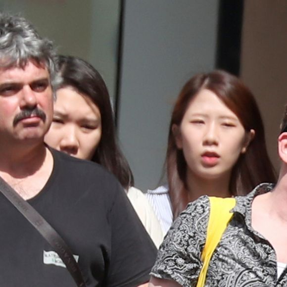 Exclusif - Macaulay Culkin et sa compagne Brenda Song à Paris le 10 août 2018.