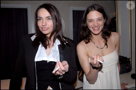 Béatrice Dalle et Asia Argeno à Paris en janvier 2007.