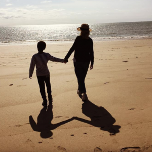 Emmanuelle Béart et son fils Surifel. Instagram, avril 2018