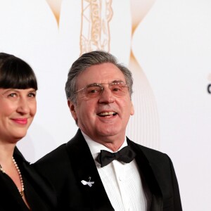 Daniel Auteuil et sa femme Aude Ambroggi - Photocall lors de la 43e cérémonie des Cesar à la salle Pleyel à Paris, le 2 mars 2018. © Dominique Jacovides - Olivier Borde / Bestimage