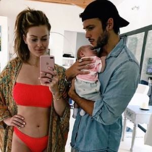 Caroline Receveur et son compagnon Hugo Philip avec leur fils Marlon - Instagram, 6 août 2018