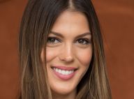 Iris Mittenaere bombesque en maillot de bain, elle séduit les internautes
