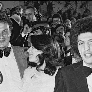 ARCHIVES - Philippe Léotard et Nathalie Baye, aux côtés d'Anouk Aimée et Elie Chouraqui, à Cannes en 1978.