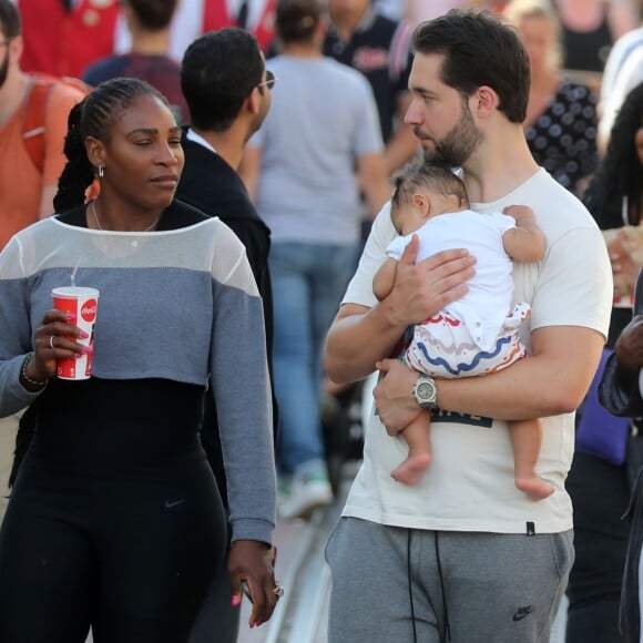 Exclusif - La 9ème joueuse mondiale de tennis Serena Williams a visité le parc Disneyland Paris avec son mari Alexis Ohanian et leur fille Alexis Olympia Ohanian Jr et des membres de leur famille dont Oracene Price à Marne-la-Vallée le 7 juin 2018.