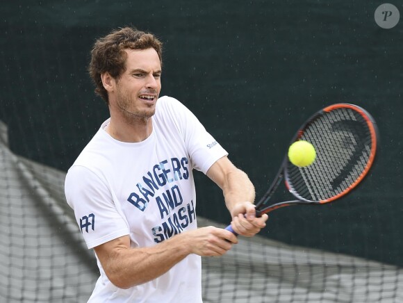 Andy Murray à l'entraînement lors tournoi de tennis de Wimbledon à Londres, Royaume, le 11 juillet 2017.