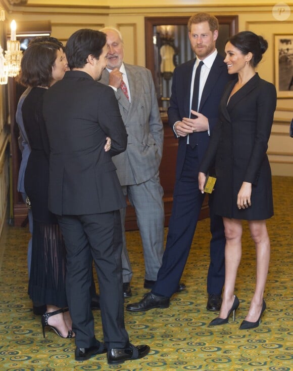 Le prince Harry, duc de Sussex et Meghan Markle, duchesse de Sussex, assistent à la comédie musicale "Hamilton" au théâtre Victoria Palace à Londres le 29 août 2018.