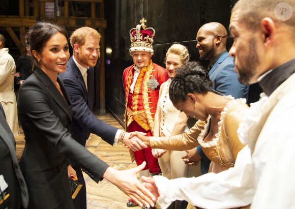 Le prince Harry, duc de Sussex et Meghan Markle, duchesse de Sussex, assistent à la comédie musicale "Hamilton" au théâtre Victoria Palace à Londres le 29 août 2018.