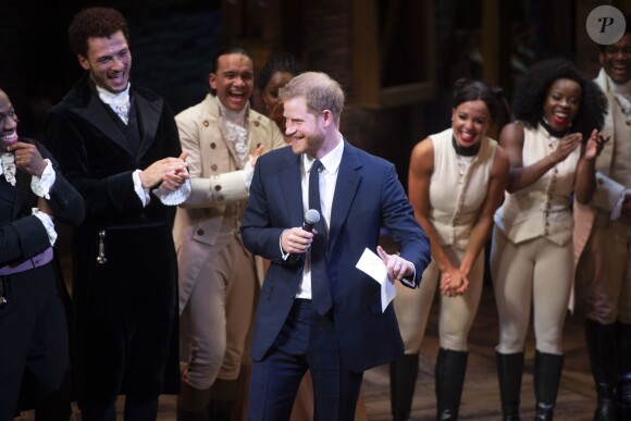 Le prince Harry, duc de Sussex et Meghan Markle, duchesse de Sussex, assistent à la comédie musicale "Hamilton" au théâtre Victoria Palace à Londres le 29 août 2018.