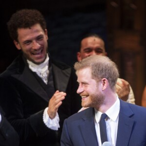 Le prince Harry, duc de Sussex et Meghan Markle, duchesse de Sussex, assistent à la comédie musicale "Hamilton" au théâtre Victoria Palace à Londres le 29 août 2018.