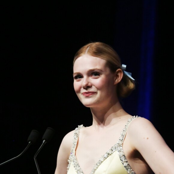 Elle Fanning - Remise du prix Nouvel Hollywood et projection du film 'Galveston' réalisé par M. Laurent lors du 44éme Festival du Cinéma Américain de Deauville le 1er septembre 2018. © Denis Guignebourg/Bestimage
