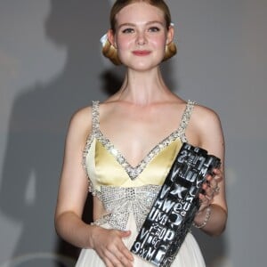 Elle Fanning - Remise du prix Nouvel Hollywood et projection du film 'Galveston' réalisé par M. Laurent lors du 44éme Festival du Cinéma Américain de Deauville le 1er septembre 2018. © Denis Guignebourg/Bestimage