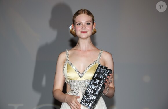 Elle Fanning - Remise du prix Nouvel Hollywood et projection du film 'Galveston' réalisé par M. Laurent lors du 44éme Festival du Cinéma Américain de Deauville le 1er septembre 2018. © Denis Guignebourg/Bestimage