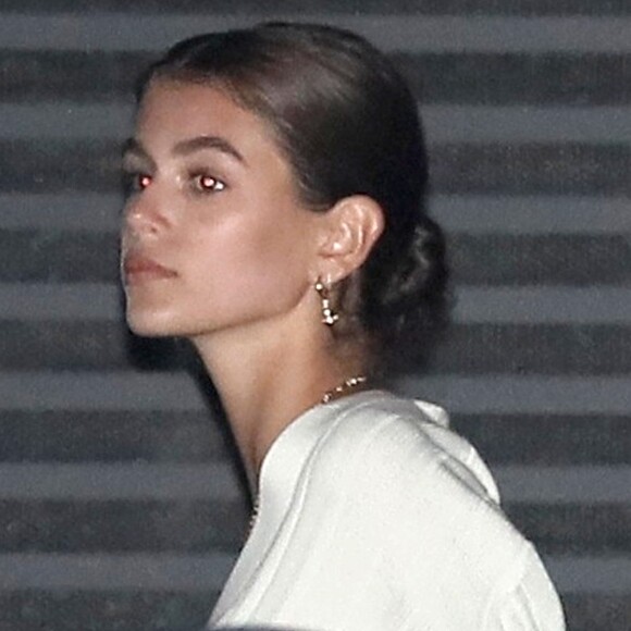 Cindy Crawford et son mari Rande Gerber sont allés dîner avec leurs enfants Presley et Kaia au restaurant Nobu à Malibu, le 16 aout 2018.