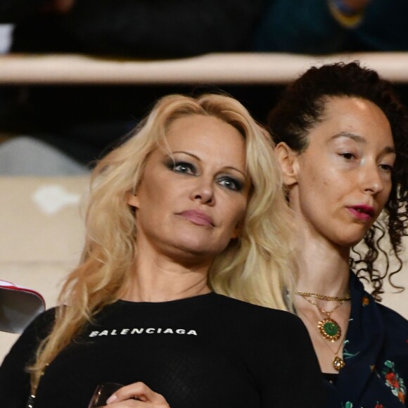 Exclusif - Pamela Anderson, compagne d'Adil Rami, lors du match de Ligue 1 entre l'AS Monaco et l'Olympique de Marseille au stade Louis II le 2 septembre 2018. © Bruno Bebert/Bestimage