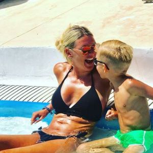 Amélie Neten et son fils Hugo complices - Instagram, 22 août 2018