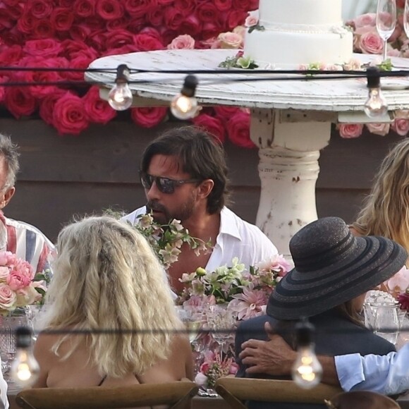 Denise Richards et Aaron Phypers se sont mariés lors d'une petite cérémonie entourés d'amis et de quelques membres de leur famille à Malibu. le 8 septembre 2018.