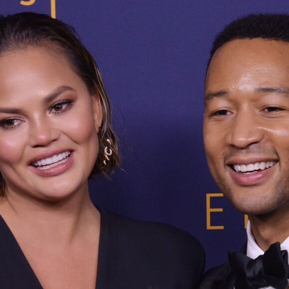 Chrissy Teigen et John Legend aux Primetime Creative Arts Emmy Awards au Microsoft Theater à Los Angeles, le 9 septembre 2018.