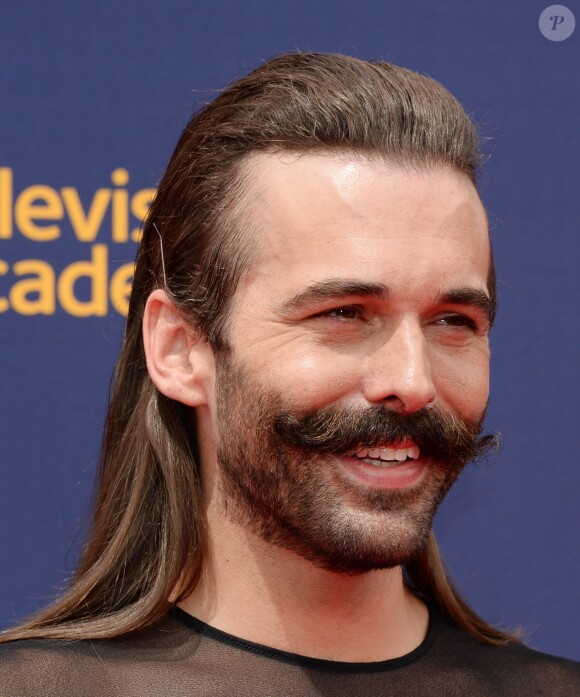 Jonathan Van Ness, co-animateur de "Queer Eye", aux Primetime Creative Arts Emmy Awards au Microsoft Theater à Los Angeles, le 9 septembre 2018.