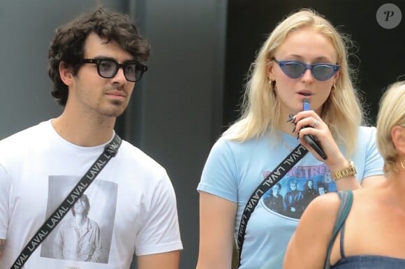 Joe Jonas et sa fiancée Sophie Turner sont allés déjeuner en amoureux au restaurant Sant Ambroeus à New York, le 31 juillet 2018