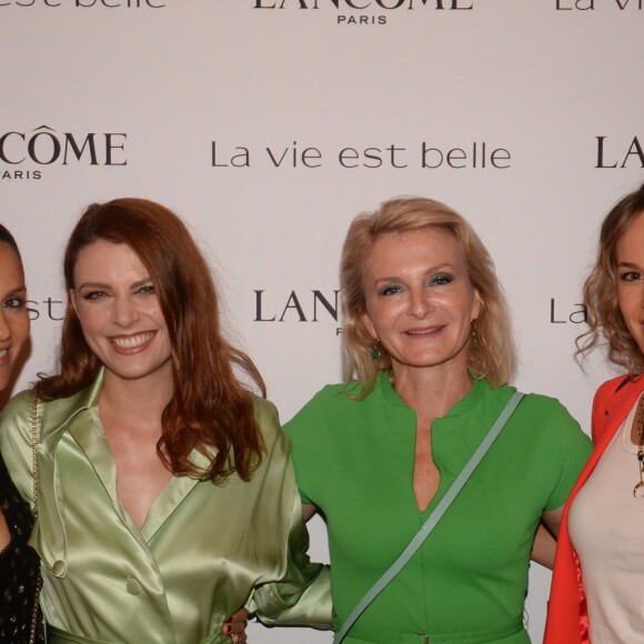 Exclusif - Elisa Tovati, Elodie Frégé, Julie Audouin-Urdangaray (directrice générale Lancôme France), Elodie Fontan à la soirée Lancôme pour célébrer la nouvelle communication du parfum Iconique "La Vie est Belle" à l'hôtel Mona Bismarck à Paris le 12 septembre 2018. © Rachid Bellak / Bestimage