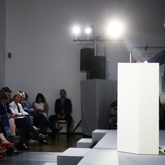 Le président Emmanuel Macron annonce son plan de lutte contre la pauvreté au musée de l'Homme à Paris le 13 septembre 2018. © Hamilton / Pool / Bestimage