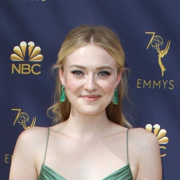 Dakota Fanning au 70ème Primetime Emmy Awards au théâtre Microsoft à Los Angeles le 17 septembre 2018.